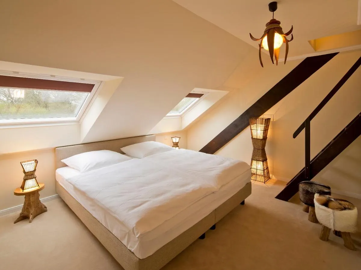 Hotel Schloss Hertefeld & Hertefeldhof Weeze