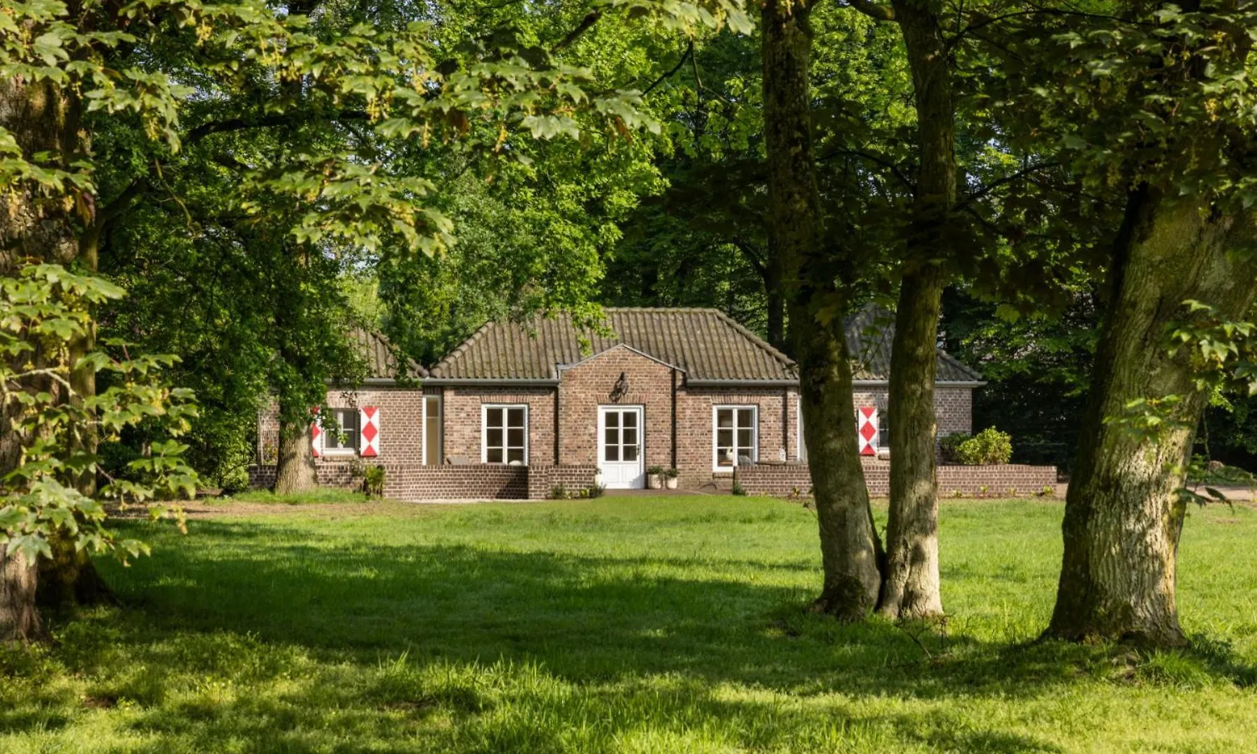 **** Hotel Schloss Hertefeld & Hertefeldhof Weeze Germany